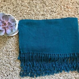 Wrap / Scarf with Fringe